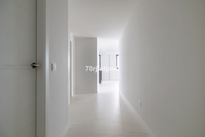 Image No.3-3 Bed Apartment for sale