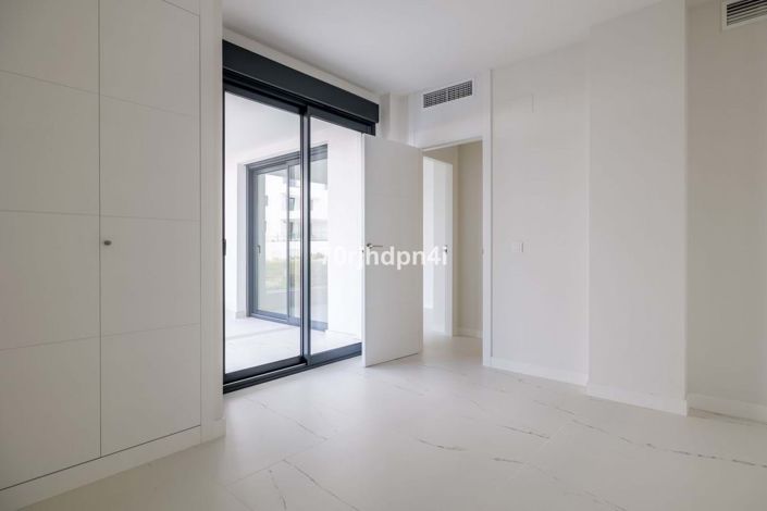 Image No.6-3 Bed Apartment for sale