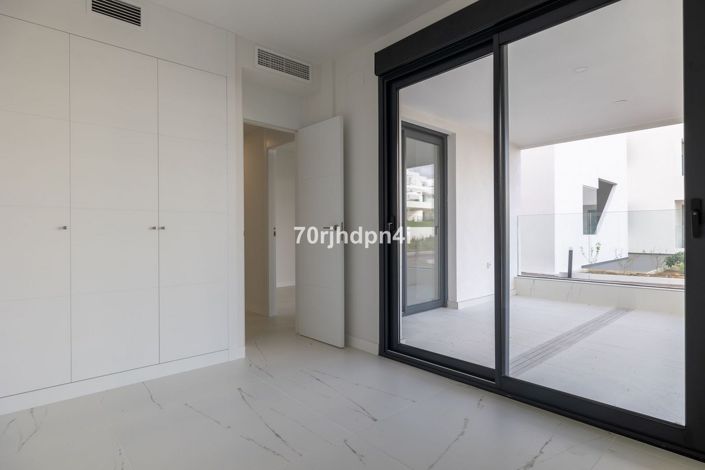 Image No.8-3 Bed Apartment for sale