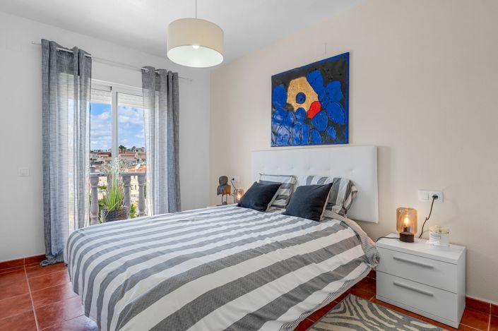 Image No.13-2 Bed Villa for sale