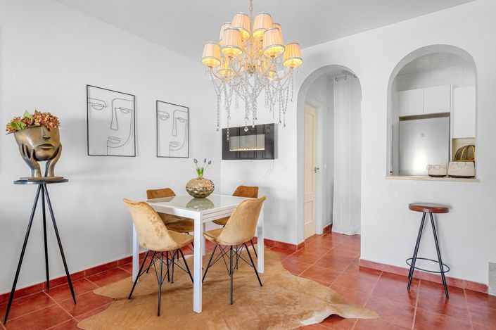 Image No.6-2 Bed Villa for sale