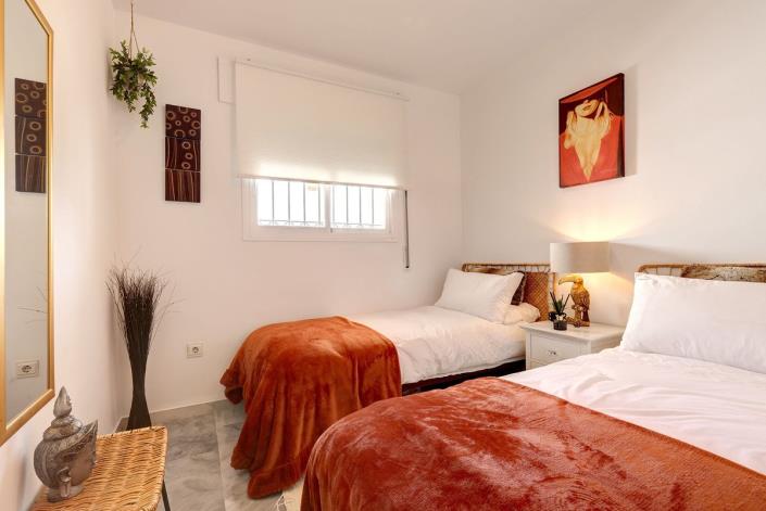 Image No.12-2 Bed Apartment for sale