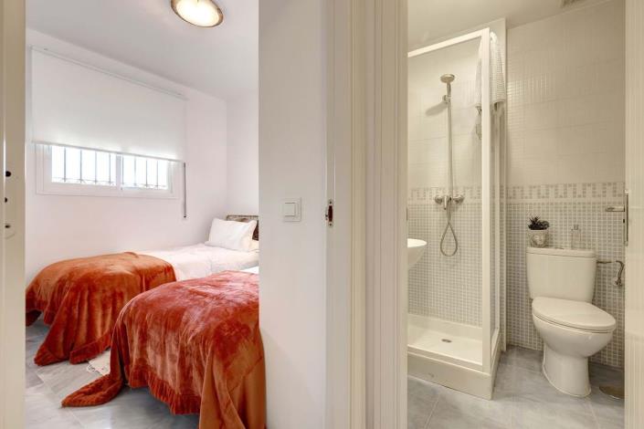 Image No.15-2 Bed Apartment for sale