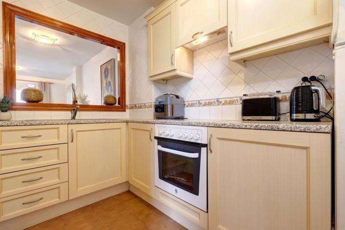 Image No.24-2 Bed Apartment for sale