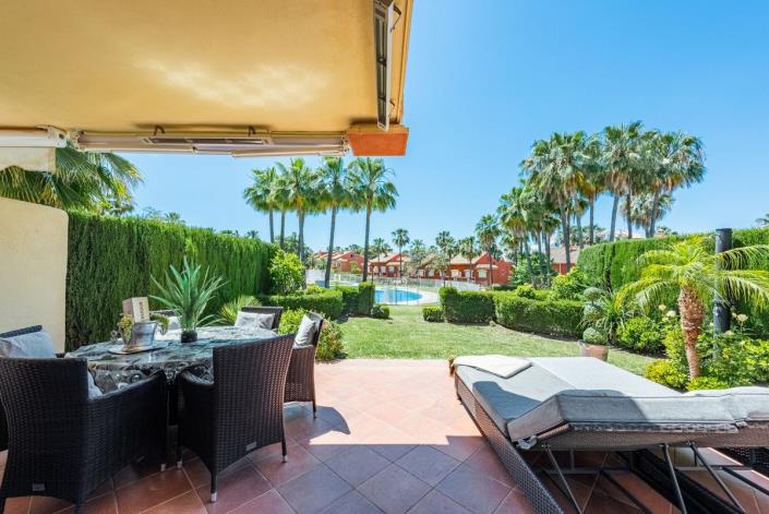 Image No.2-4 Bed Townhouse for sale