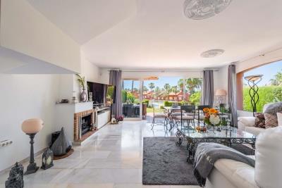 4_8781bd6a-5ef4-4de2-b3c9-7b5286c57679