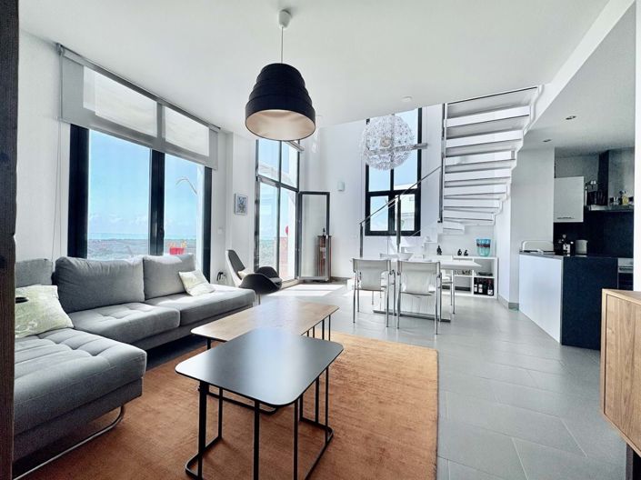 Image No.18-3 Bed Apartment for sale