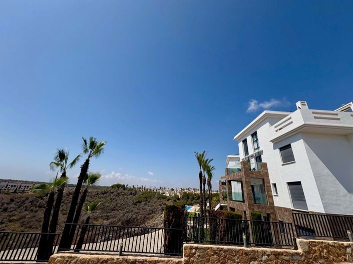 Image No.2-3 Bed Apartment for sale