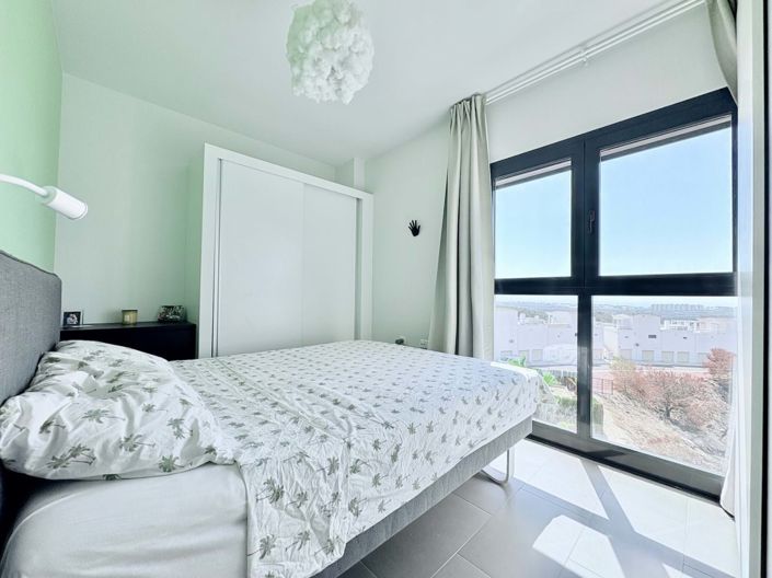 Image No.27-3 Bed Apartment for sale