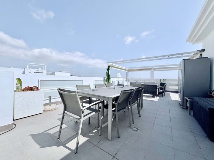 Image No.29-3 Bed Apartment for sale