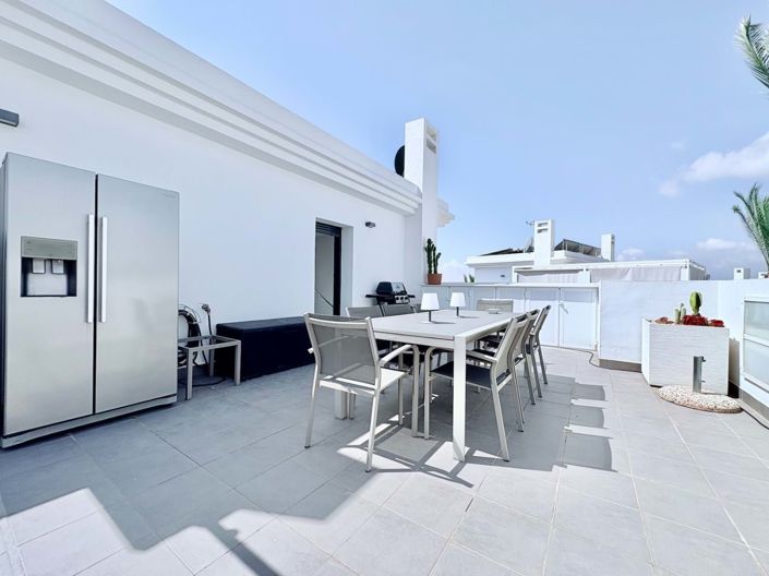 Image No.30-3 Bed Apartment for sale