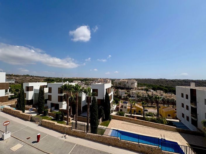 Image No.35-3 Bed Apartment for sale