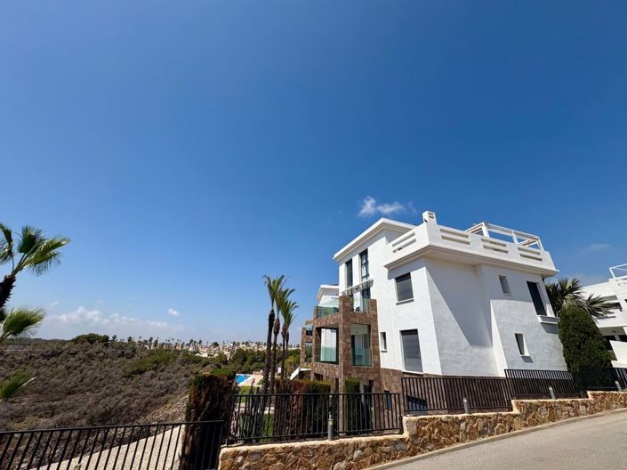 Image No.4-3 Bed Apartment for sale