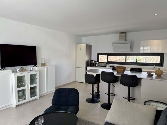 Image No.34-3 Bed Penthouse for sale