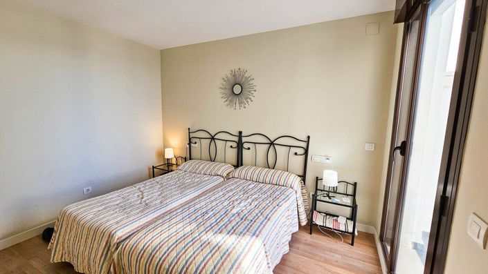 Image No.29-2 Bed Apartment for sale