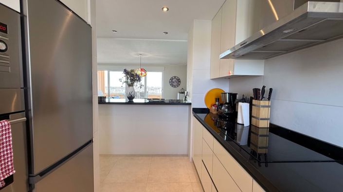 Image No.12-3 Bed Apartment for sale