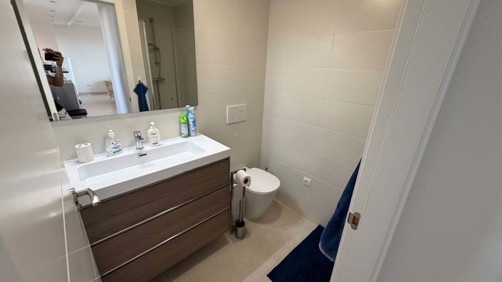 Image No.20-3 Bed Apartment for sale