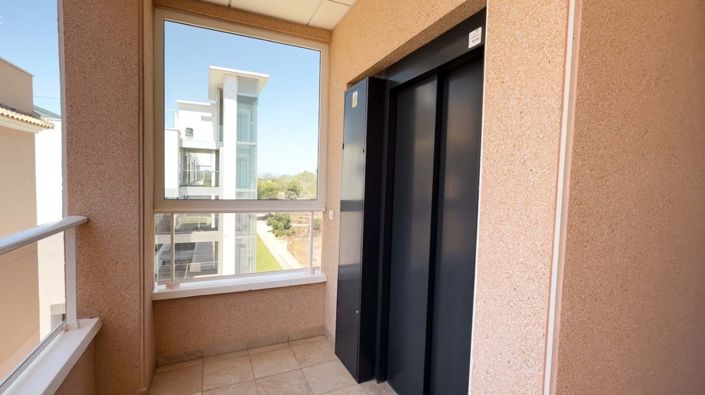 Image No.37-3 Bed Apartment for sale