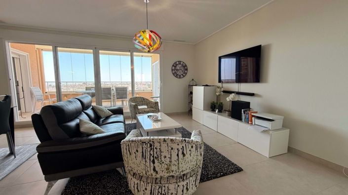 Image No.6-3 Bed Apartment for sale