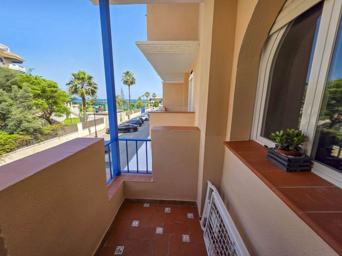 Image No.24-3 Bed Apartment for sale