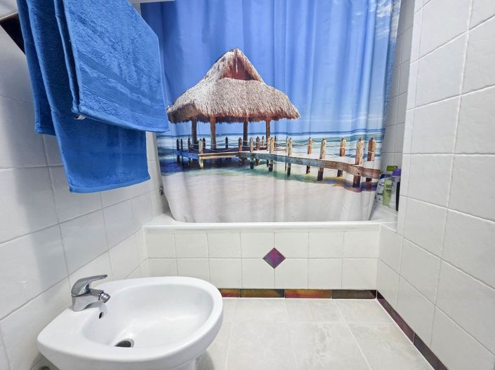 Image No.29-3 Bed Apartment for sale