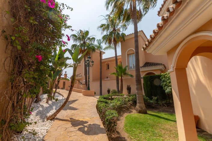 Image No.37-3 Bed Townhouse for sale