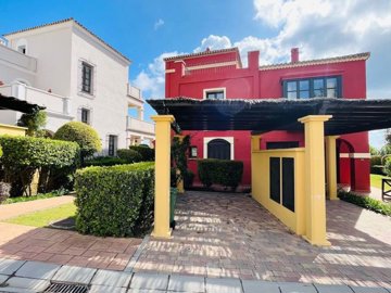 3 Bed Semi-Detached for sale