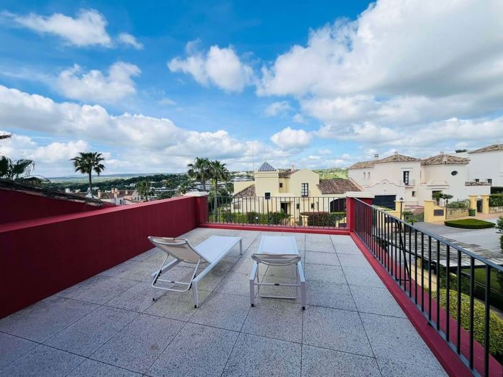 Image No.26-3 Bed Semi-Detached for sale