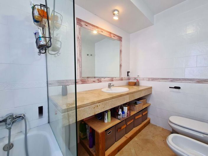 Image No.32-3 Bed Semi-Detached for sale