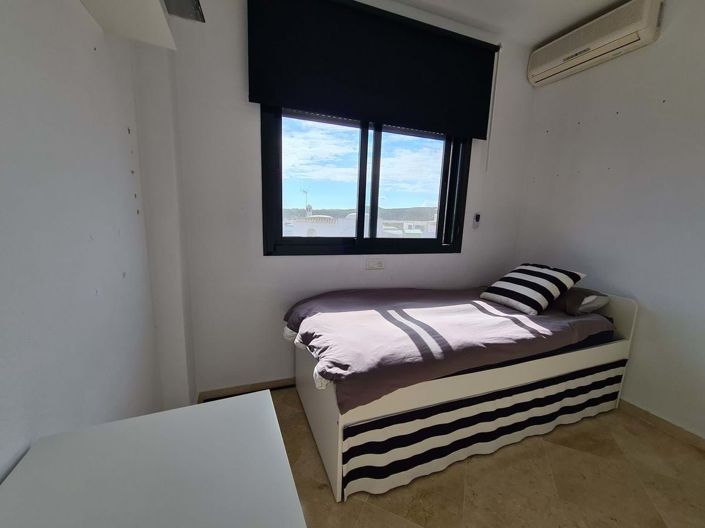 Image No.37-3 Bed Semi-Detached for sale