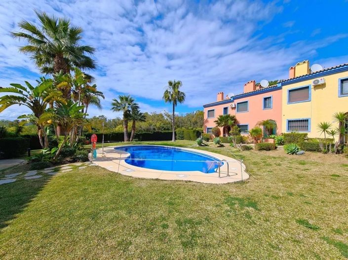 Image No.41-3 Bed Semi-Detached for sale