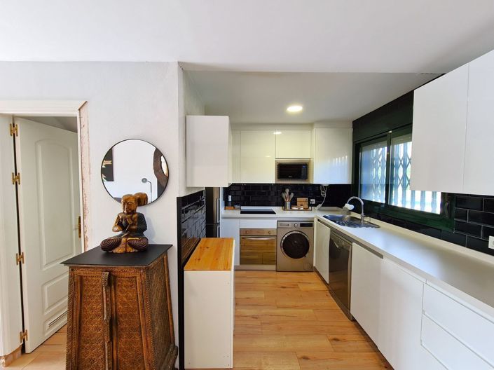 Image No.7-3 Bed Semi-Detached for sale