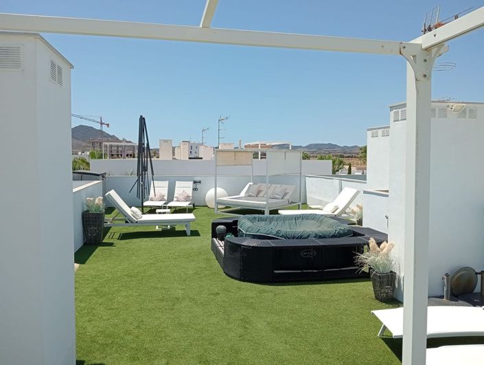 Image No.25-3 Bed Penthouse for sale