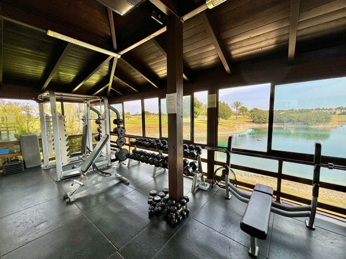 Image No.25-3 Bed Apartment for sale