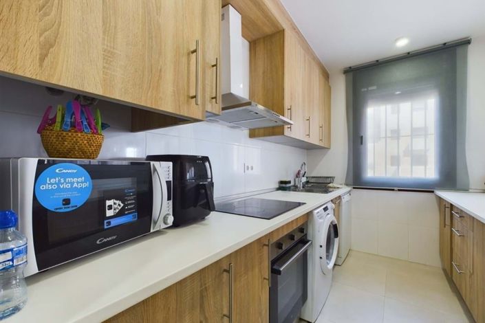 Image No.15-3 Bed Apartment for sale