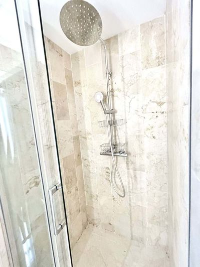 Image No.20-3 Bed Apartment for sale