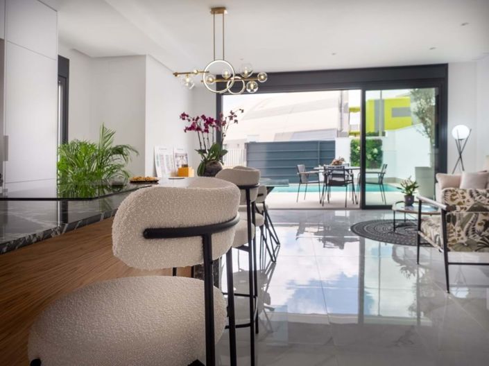 Image No.17-3 Bed Semi-Detached for sale