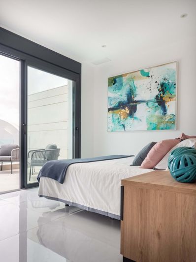 Image No.46-3 Bed Semi-Detached for sale