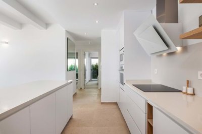 1447-636100-78d1f4f8b6655591b02d22fabb36a692d