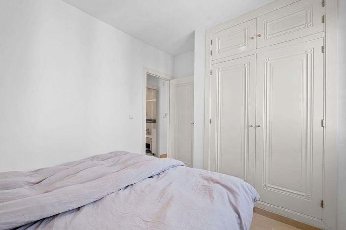 Image No.19-2 Bed Apartment for sale