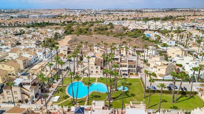 Image No.35-2 Bed Apartment for sale