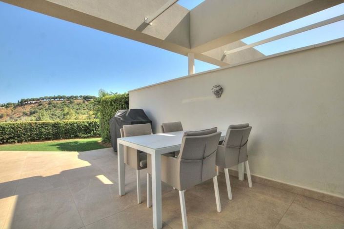 Image No.13-3 Bed Townhouse for sale