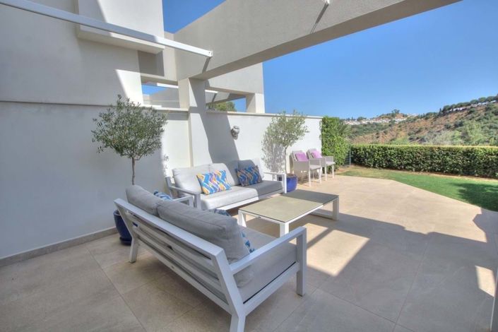 Image No.14-3 Bed Townhouse for sale