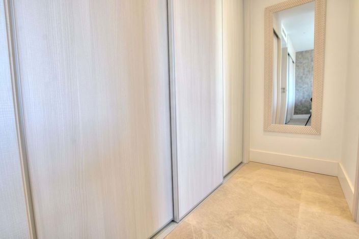 Image No.19-3 Bed Townhouse for sale