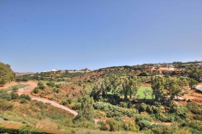 Image No.29-3 Bed Townhouse for sale