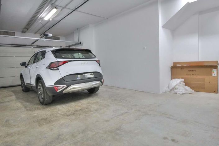 Image No.35-3 Bed Townhouse for sale