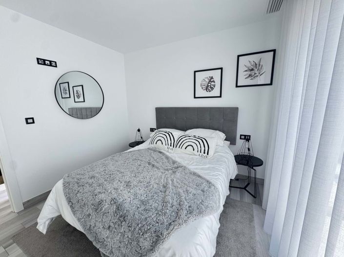 Image No.14-4 Bed Villa for sale