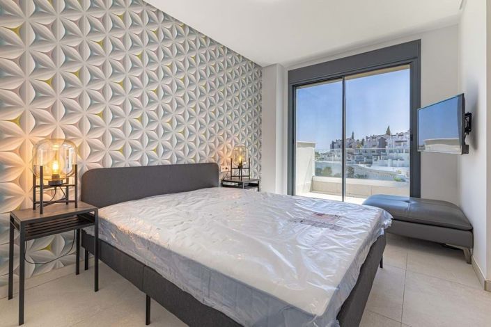 Image No.14-3 Bed Penthouse for sale