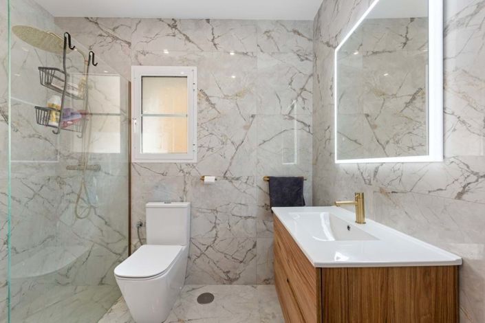 Image No.18-4 Bed Villa for sale