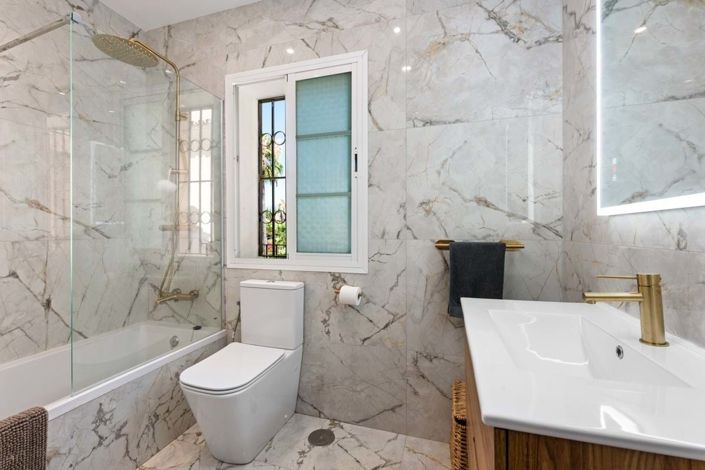 Image No.26-4 Bed Villa for sale